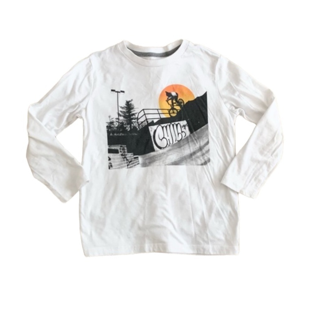 Old Navy | Long Sleeve Top White Bike Skate Park Sunset Boy Medium